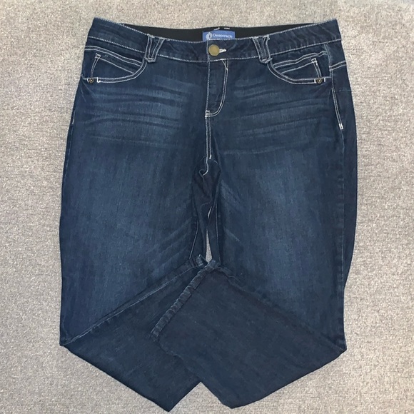 Democracy Jeans - Picture 1 of 7